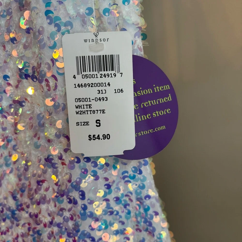 Hoco Kathy Iridescent Sequin Mini
Dress Size S‎ - Picture 6 of 10